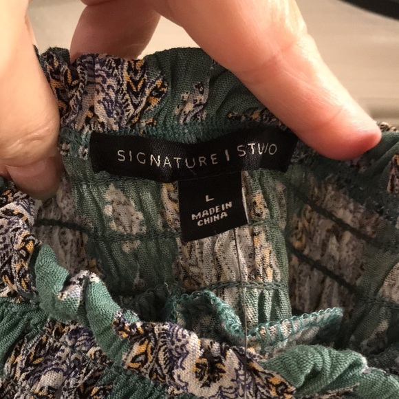 Signature Studio - Picture 3 of 4